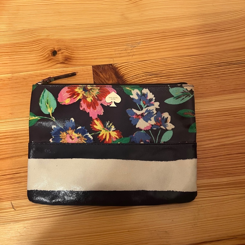 Kate Spade clutch/travel pouch